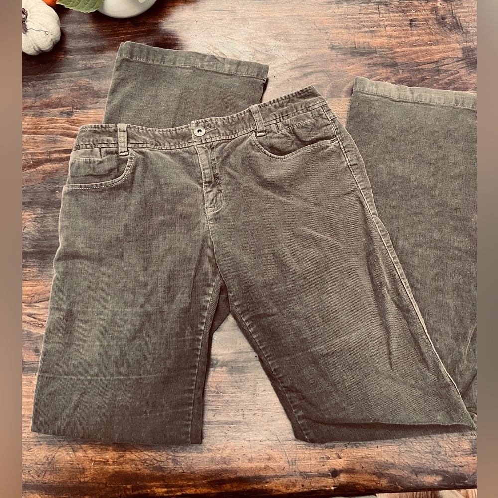 Calvin Klein Women's Grey Olive Corduroy Straight Leg Pants